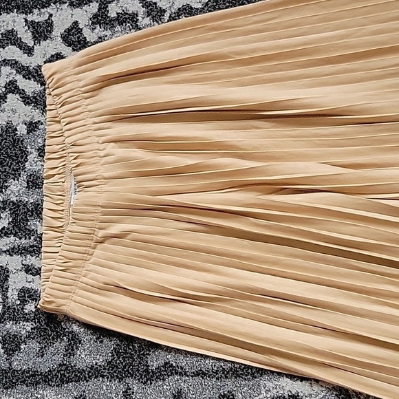 GIRL'S Wide Leg Pleated Pants 10 - Picture 2 of 4